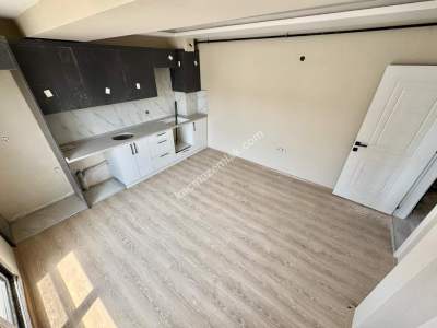 Manisa Muradiye'de Satılık Sıfır 1+1 Daire 3