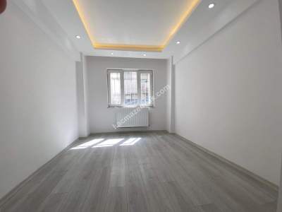 Manisa Tefikiye Mahallesinde Satılık 2+1 Daire 7