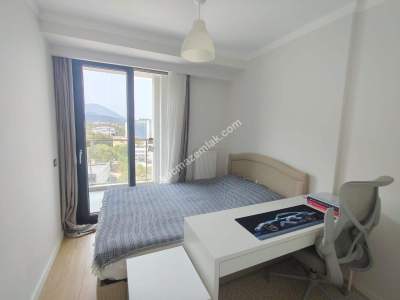 Manisa Meydan Sitesinde 1+1 Satılık Ara Kat Daire 10