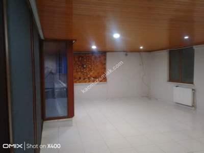 Soma Hürriyet Mah. Caddede 4+1 Satılık Dubleks Daire 8