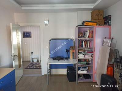 Mersin Mezitli Davultepe Site İçi Satılık 3+1 Kombili D 7