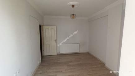 Mersin Yenişehir Gazi Mh Satılık 3+1 Doğalgaz Kombili D 22