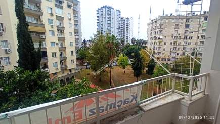 Mersin Yenişehir Gazi Mh Satılık 3+1 Doğalgaz Kombili D 9