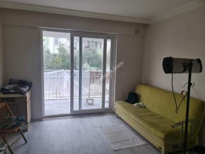 Cumhuriyet'te 1+1 Satılık Ev 1