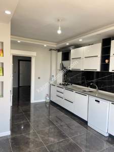 Niğde Bor Merkezde Satılık 3+1 Lüks Daire 2