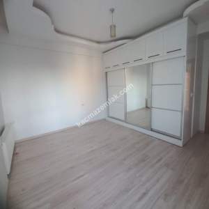 Niğde Merkez İnönü Mah Satılık 3+1 Daire 6