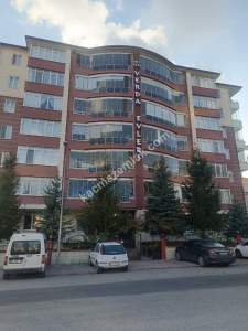 Niğde Merkez Sarı Köprü Mahallesinde 3+1 Satılık Daire 1