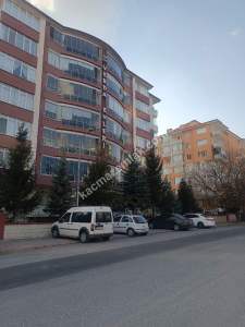 Niğde Merkez Sarı Köprü Mahallesinde 3+1 Satılık Daire 32