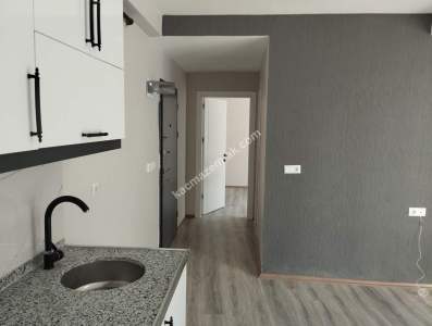 Siirt Kooperatif Mah. Uzun Park Yanı Satılık 1+1 Daire 16