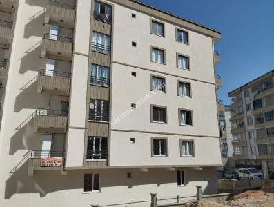 Siirt Kooperatif Mah. Uzun Park Yanı Satılık 1+1 Daire