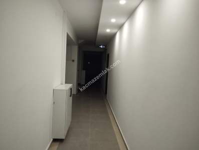 Siirt Kooperatif Mah. Uzun Park Yanı Satılık 1+1 Daire 31