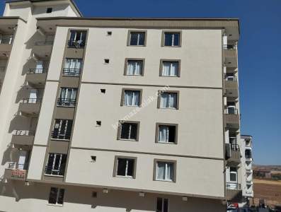 Siirt Kooperatif Mah. Uzun Park Yanı Satılık 1+1 Daire 2