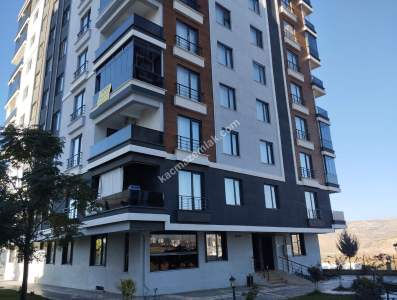 Siirt İpek Life Sitesinde Satılık 4+1 Lüks Daire 3