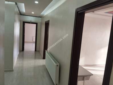 Siirt Araştırma Hastanesi Civarı Satılık 3+1 Daire 30