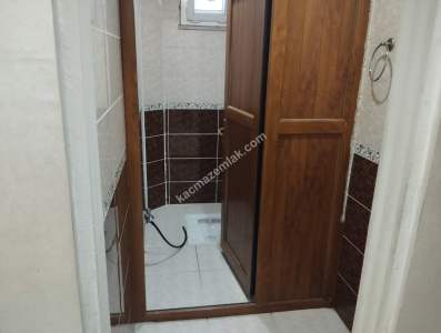 Siirt Araştırma Hastanesi Civarı Satılık 3+1 Daire 38