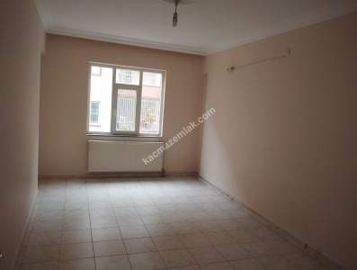 Siirt Diş Hastanesi Civarında Satılık 3+1 Daire 20