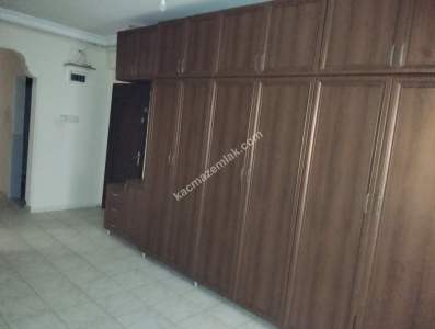 Siirt Diş Hastanesi Civarında Satılık 3+1 Daire 6