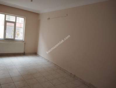 Siirt Diş Hastanesi Civarında Satılık 3+1 Daire 19