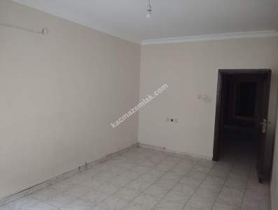 Siirt Diş Hastanesi Civarında Satılık 3+1 Daire 15