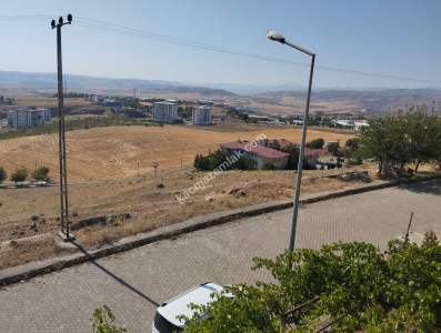 Siirt Veysel Karani Mah. Satılık Müstakil 3+1 Daire 36