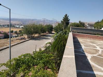 Siirt Veysel Karani Mah. Satılık Müstakil 3+1 Daire 25