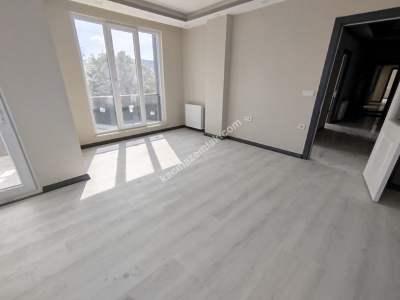 Gerze Atatürk Mahallesinde Satılık 2+1 Daire Acil Satıl 1