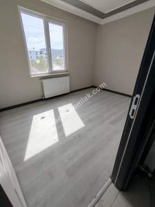 Gerze Atatürk Mahallesinde Satılık 2+1 Daire Acil Satıl 13