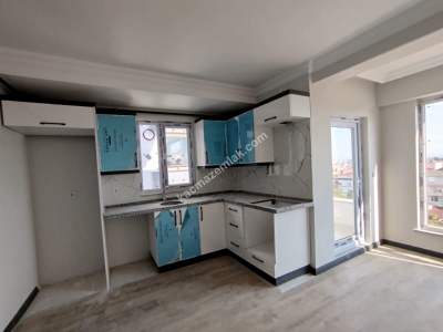 Gerze Cumhuriyet Mahallesi Satılık 1+1 Daire Deniz Manz 3