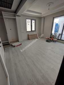 Gerze Cumhuriyet Mahallesinde Satılık 2 +1 Daire 10