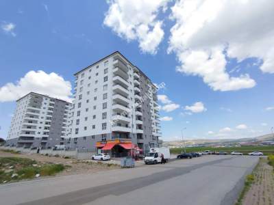 Sivas Satılık Daire-Ahmet Turangazi Mah. 3+1 Sıfır 1