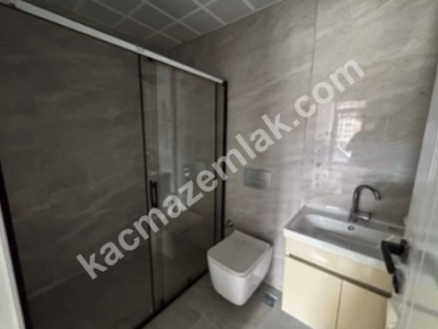 Sivas Satılık Daire - Eğriköprü Mah. 4+1 160M2 5. Kat 11