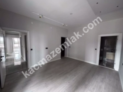 Sivas Satılık Daire - Eğriköprü Mah. 4+1 160M2 5. Kat 16