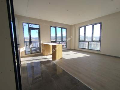 Sivas Satılık Daire-Eğriköprü Mah. 2+1 Net 73M2 5. Kat 6