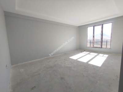 Sivas Satılık Daire- Eğriköprü Mah. 3+1 110M2 Kilerli 4