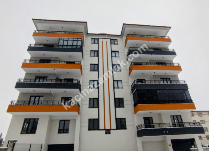Sivas Satılık Daire-Yumurtatepe Tuzlugöl Mah. 4+1 1