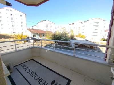 Sivas Satılık Daire- Huzur Mah. 3+1 2. Kat Asansörlü 4