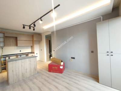 Sivas Satılık Daire-Lokman Hekim Cad 1+1 Full Yapılı 6