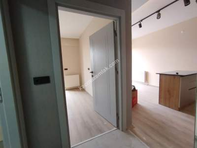 Sivas Satılık Daire-Lokman Hekim Cad 1+1 Full Yapılı 10