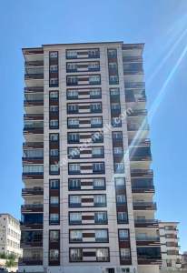 Sivas Merkez Kılavuz Mah. Satılık 4+1 Lüks Daire 17