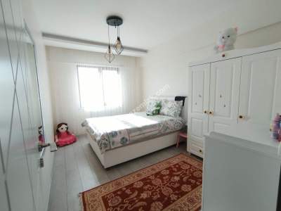 Sivas Satılık Daire Kılavuz Mah. 4,5+1 150M2 5.Kat 21