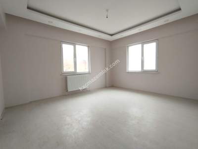 Sivas Kılavuz Mah. Satılık 3+1 Daire 120 M² Asansörlü 13
