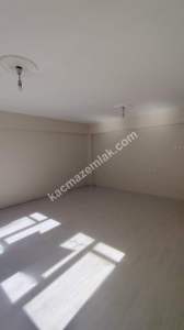 Sivas Merkez Paşabey Mah. Satılık 3+1 Daire 20