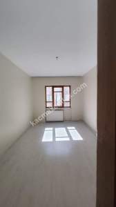 Sivas Merkez Paşabey Mah. Satılık 3+1 Daire 14