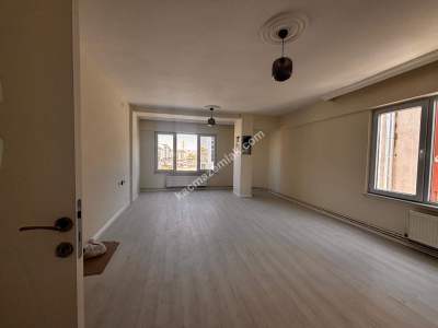 Sivas Satılık Daire-Pullur Mah. 2+1 Net 100M2 4