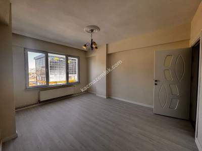 Sivas Satılık Daire-Pullur Mah. 2+1 Net 100M2 14