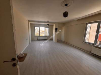 Sivas Satılık Daire-Pullur Mah. 2+1 Net 100M2 3