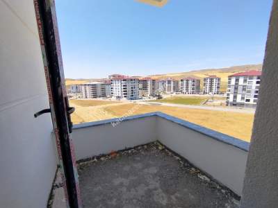 Sivas Satılık Daire Tuzlugöl Mah 3+1 Sıfır 16