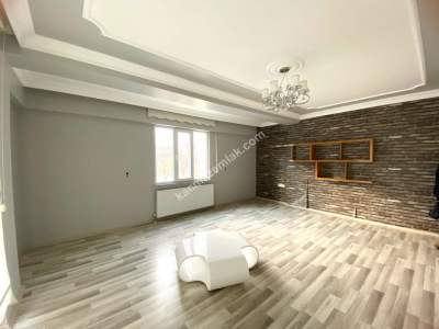 Çorlu Çetin Emeç Bulvarında Satılık Boş Temiz 3+1 Daire 8