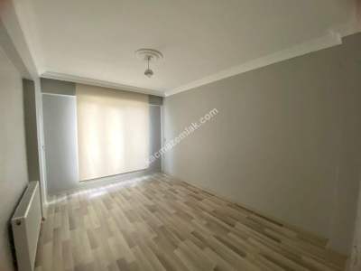 Çorlu Çetin Emeç Bulvarında Satılık Boş Temiz 3+1 Daire 18