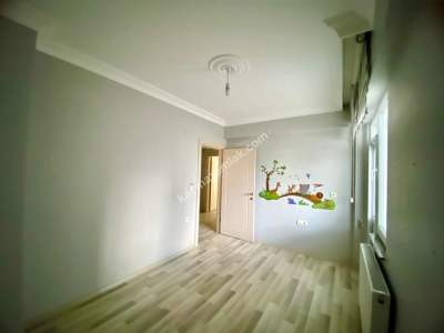 Çorlu Çetin Emeç Bulvarında Satılık Boş Temiz 3+1 Daire 23